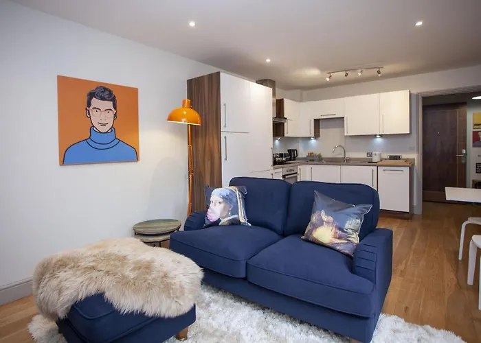 Higgihaus 34 Cabot Mews